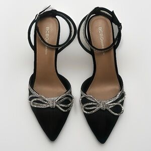 BCBGeneration Black Satin Heels Rhinestone Bows Pointed Toe Shoes Womens Sz 9.5‎